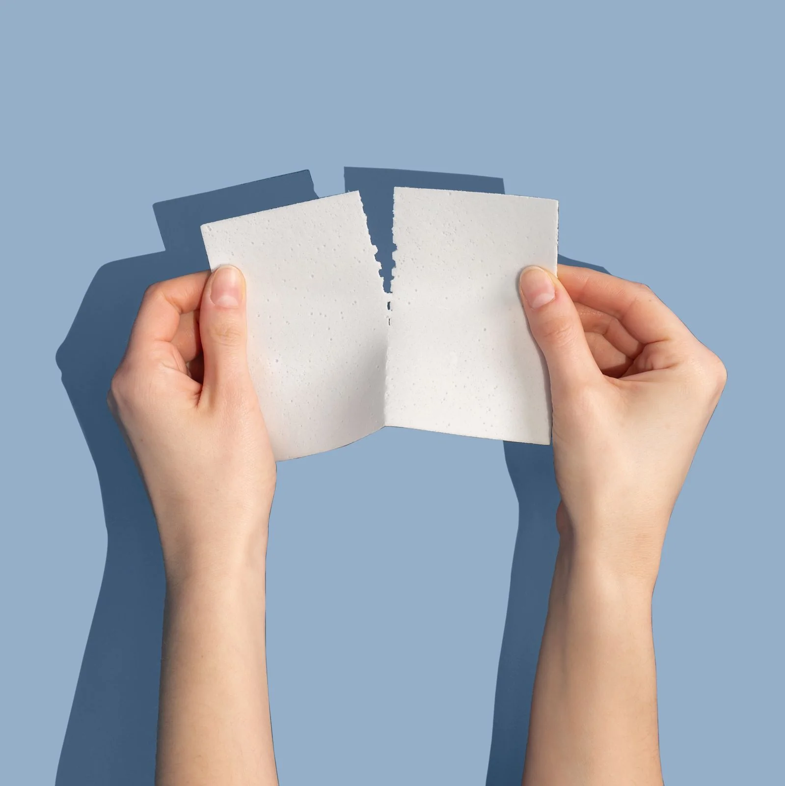 Soothing Laundry Detergent Strips 32 Loads - Image 4
