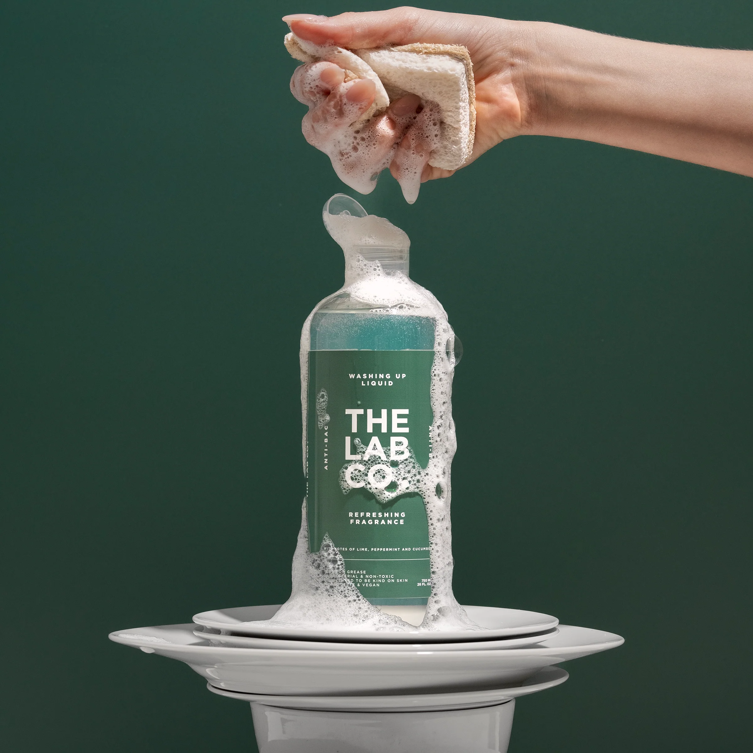 Refreshing Washing Up Liquid 750ml - Image 6